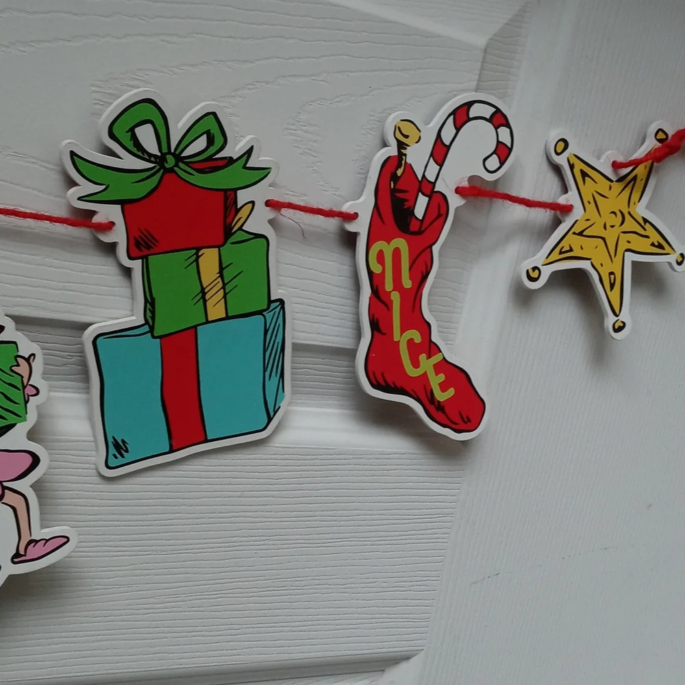Grinch garland